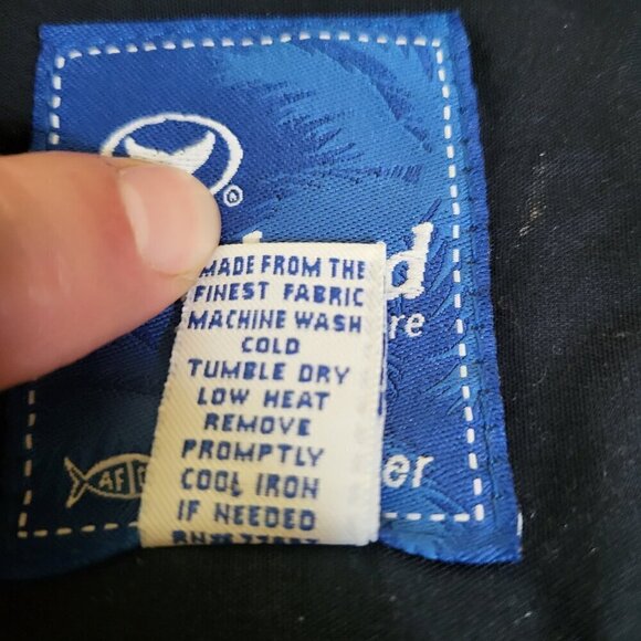 Robert Wyland Bluewater Ocean Whale Wall Mural Signature Hawaiian Shirt Large - Picture 8 of 13